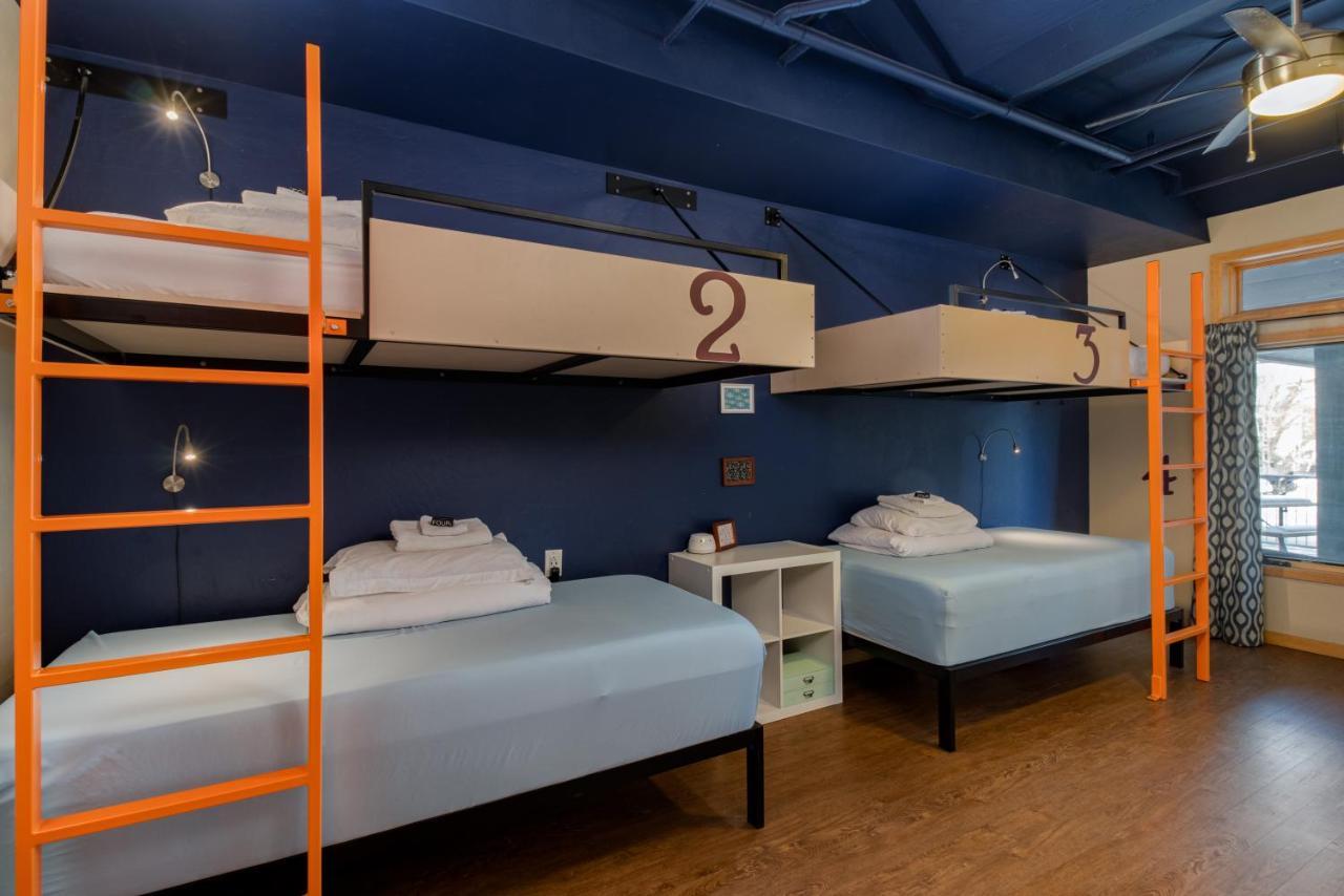 The Bunkhouse Hostel Minturn Bagian luar foto