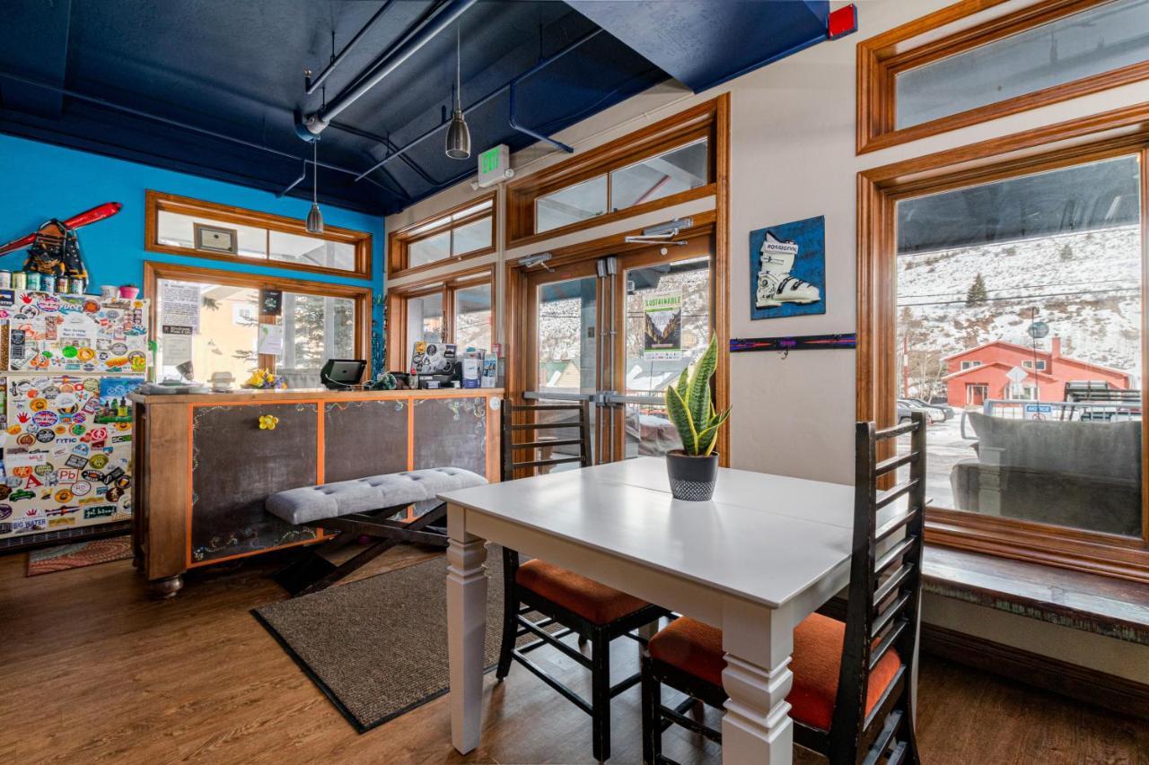 The Bunkhouse Hostel Minturn Bagian luar foto