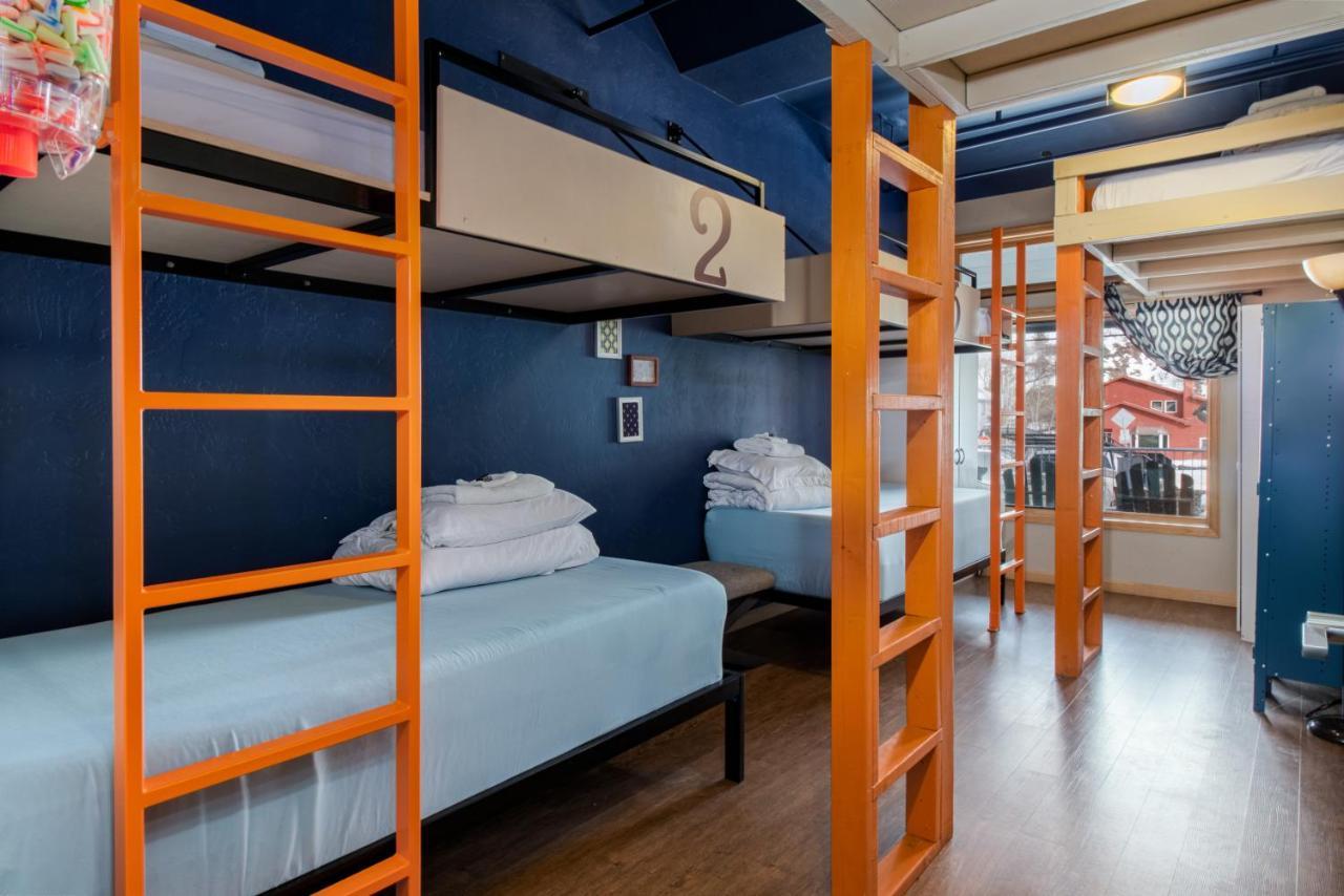 The Bunkhouse Hostel Minturn Bagian luar foto